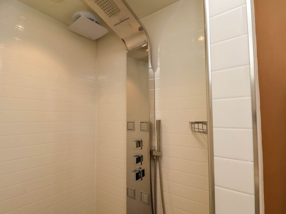 Apartment 2 - North Yorkshire (incl. Whitby) - 1170357 - thumbnail photo 22