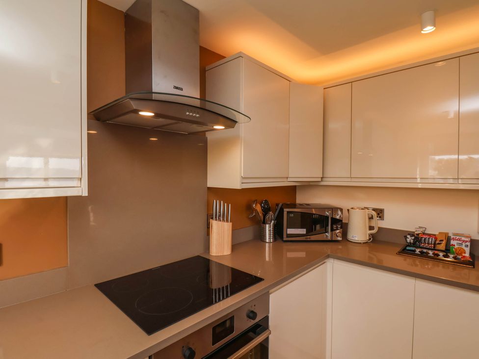 Apartment 3 - North Yorkshire (incl. Whitby) - 1170359 - thumbnail photo 10