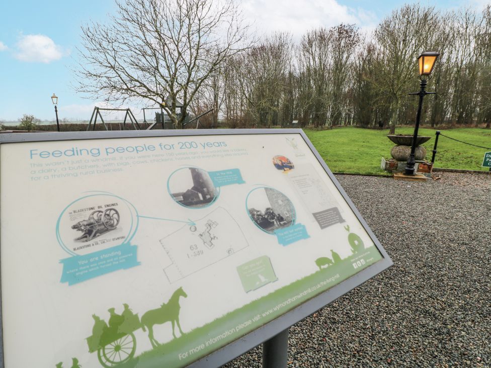 An information sign in an outdoor area at The Walnut Room - Windmill Country Retreats Wymondham near Buckminster