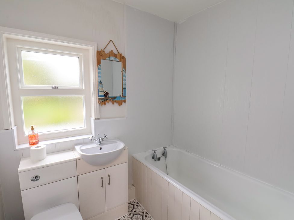 Sunny Side - North Yorkshire (incl. Whitby) - 1170630 - thumbnail photo 26