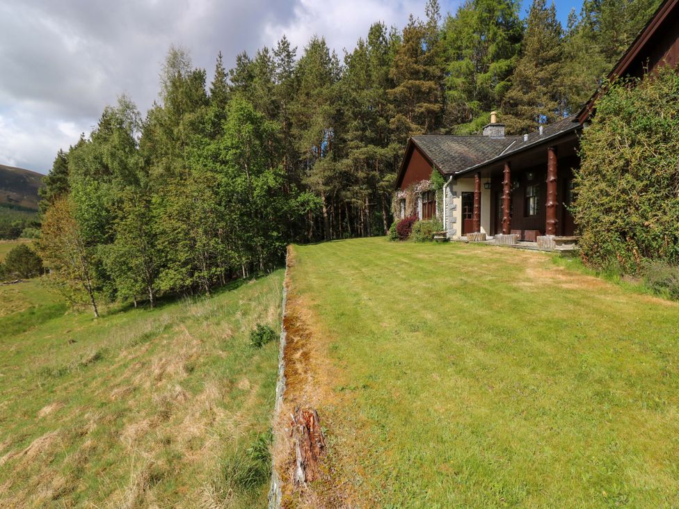 A house and garden area at Creag Bhalg near Mar Lodge near Braemar