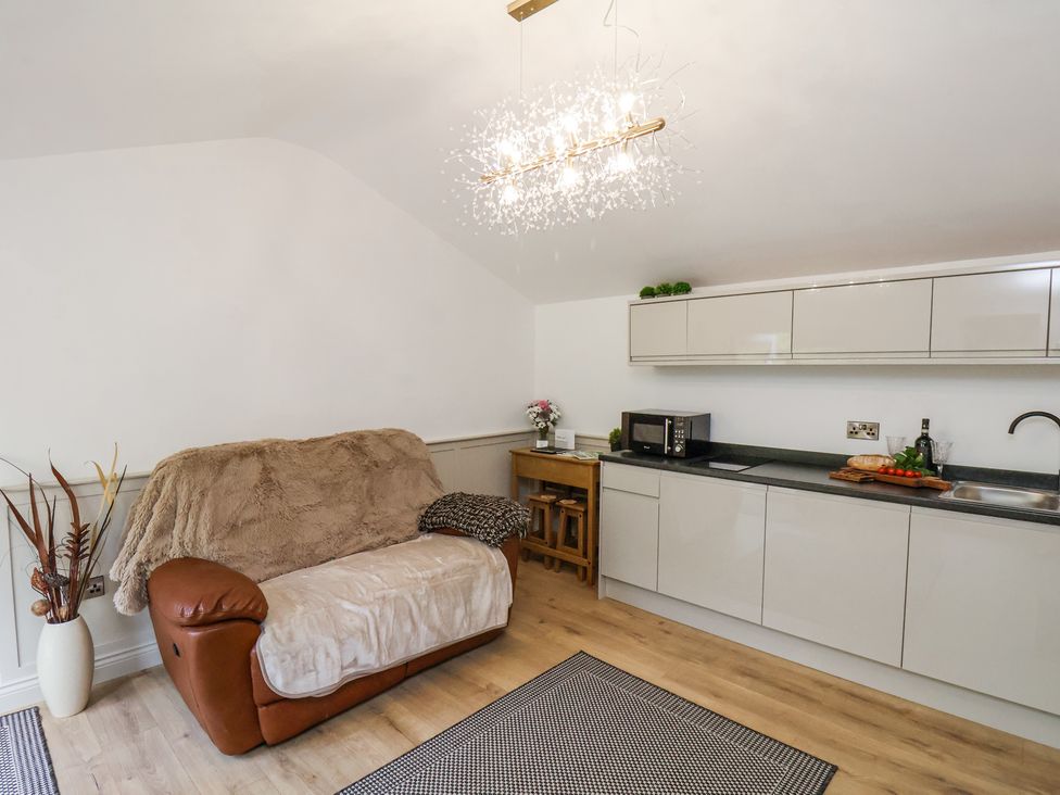 Roe Deer Lodge - North Yorkshire (incl. Whitby) - 1171340 - thumbnail photo 8