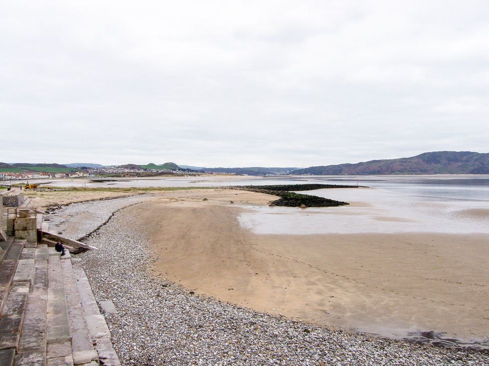 51 Trinity Avenue - North Wales - 1171378 - thumbnail photo 31