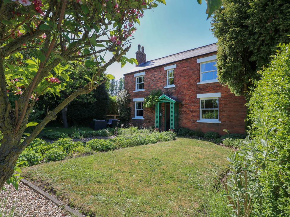 Holmhurst -  - 1171776 - thumbnail photo 2