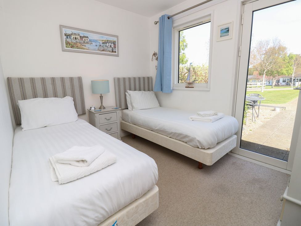 Plimoth N8 - Isle of Wight & Hampshire - 1171880 - thumbnail photo 14