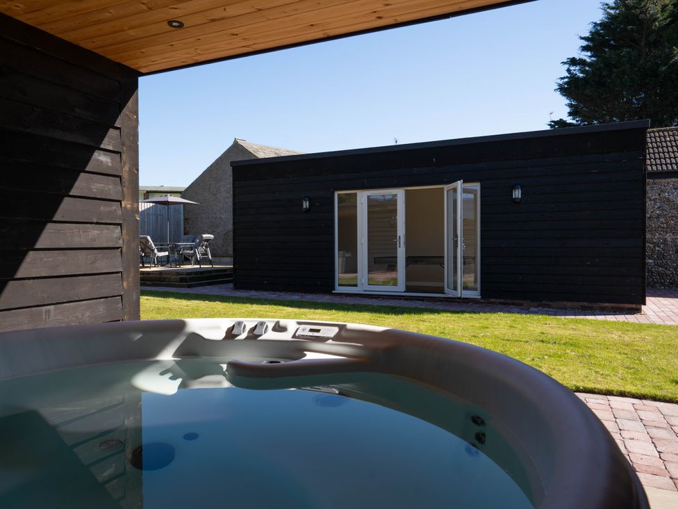 Dunes Cottage - Suffolk & Essex - 1171888 - thumbnail photo 33