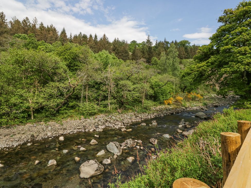 Woof Luxury Family Pod - Lake District - 1171939 - thumbnail photo 30