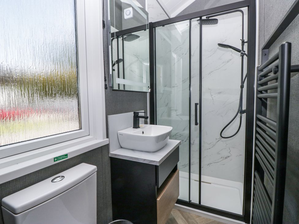 Sail Luxury Family Pod - Lake District - 1171942 - thumbnail photo 13