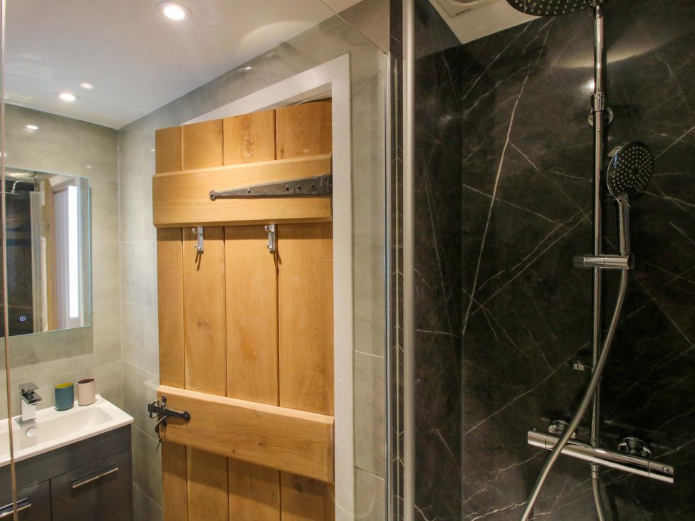 10 Bridge Street - Shropshire - 1172060 - thumbnail photo 42