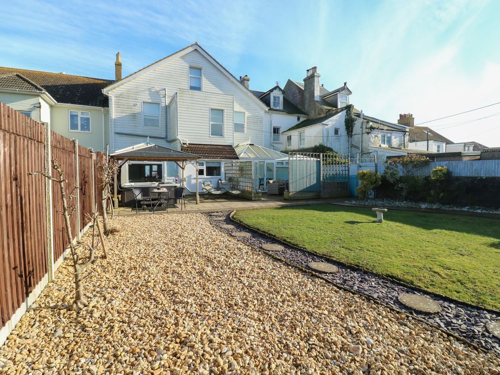 Marine House - Amazing beachside location - Kent & Sussex - 1172088 - thumbnail photo 46