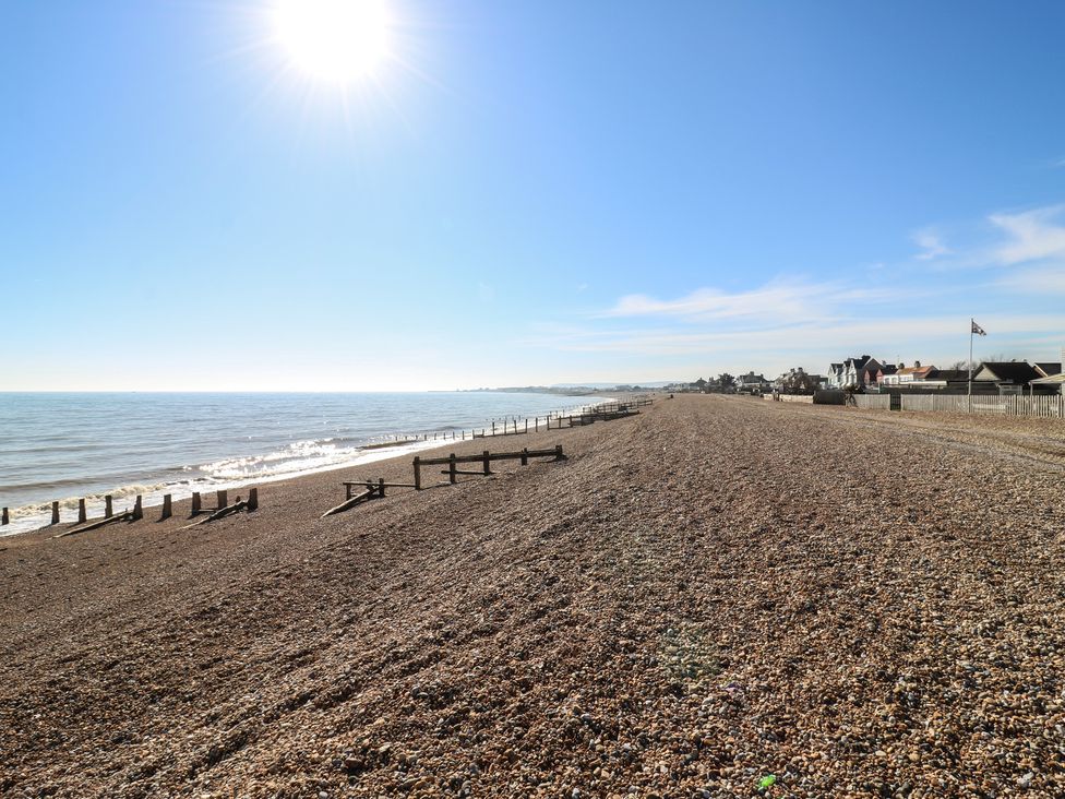 Marine House - Amazing beachside location - Kent & Sussex - 1172088 - thumbnail photo 57