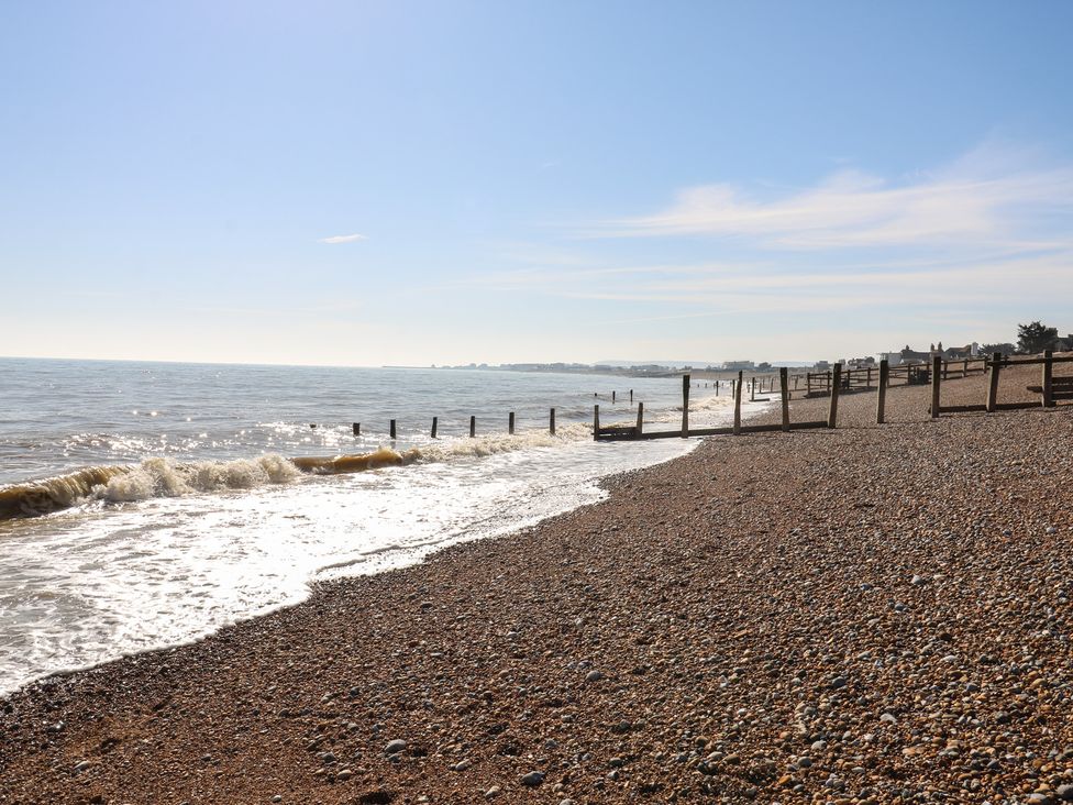 Marine House - Amazing beachside location - Kent & Sussex - 1172088 - thumbnail photo 59