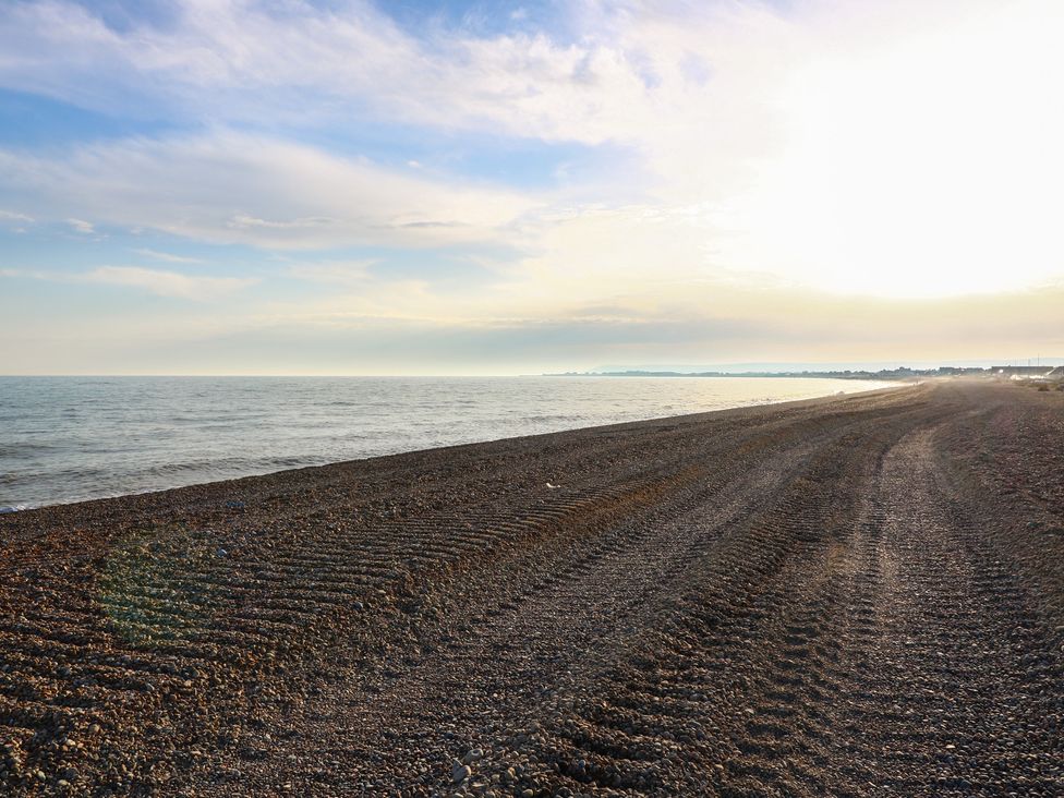 Marine House - Amazing beachside location - Kent & Sussex - 1172088 - thumbnail photo 60