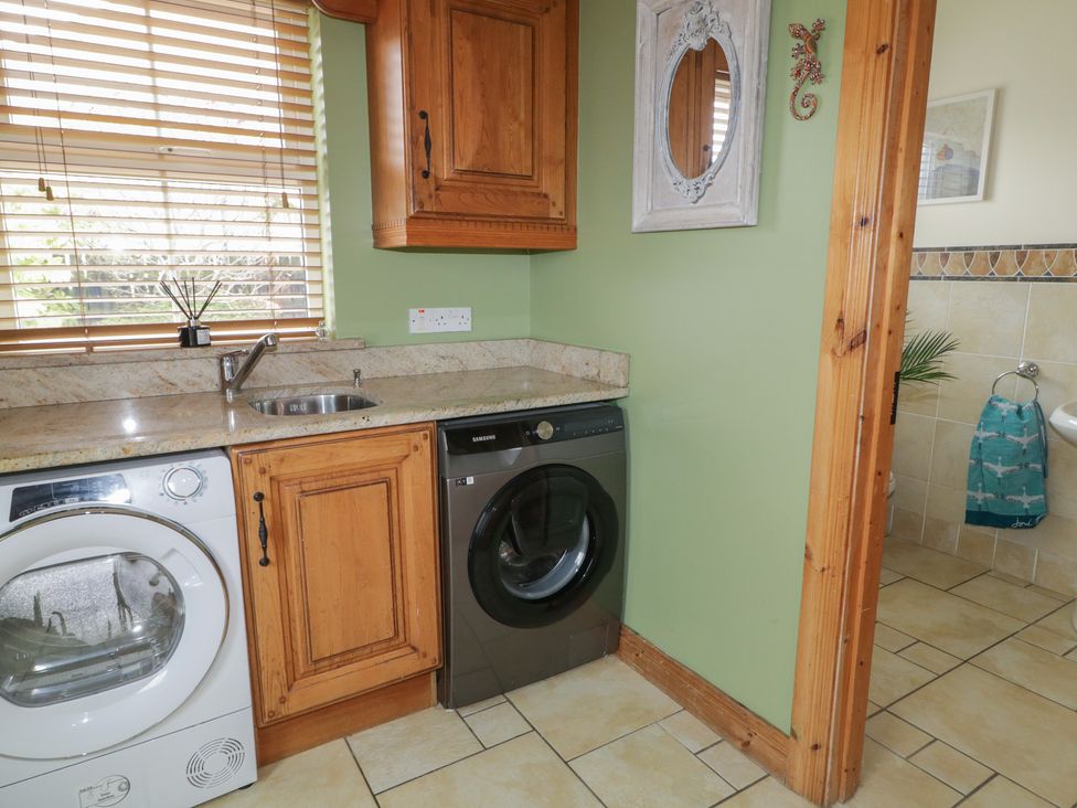 Donagh Cross Town House - County Donegal - 1172166 - thumbnail photo 15