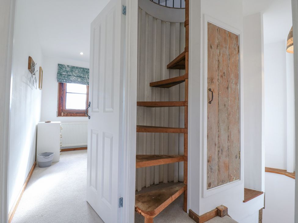 The Round House - Cotswolds - 1172414 - thumbnail photo 32