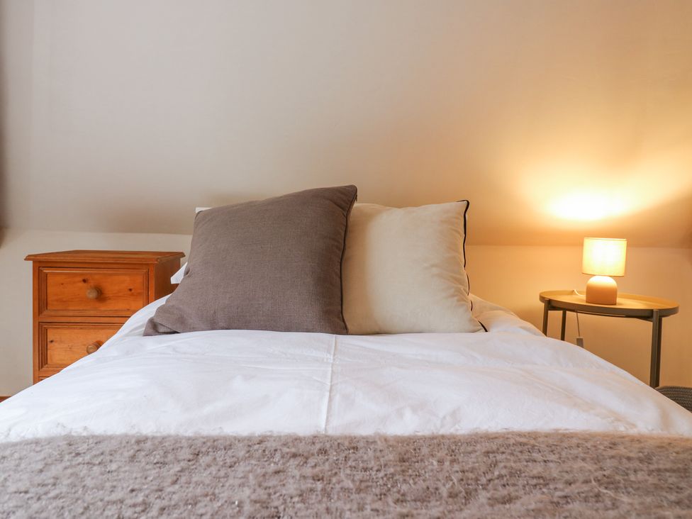 The Round House - Cotswolds - 1172414 - thumbnail photo 36