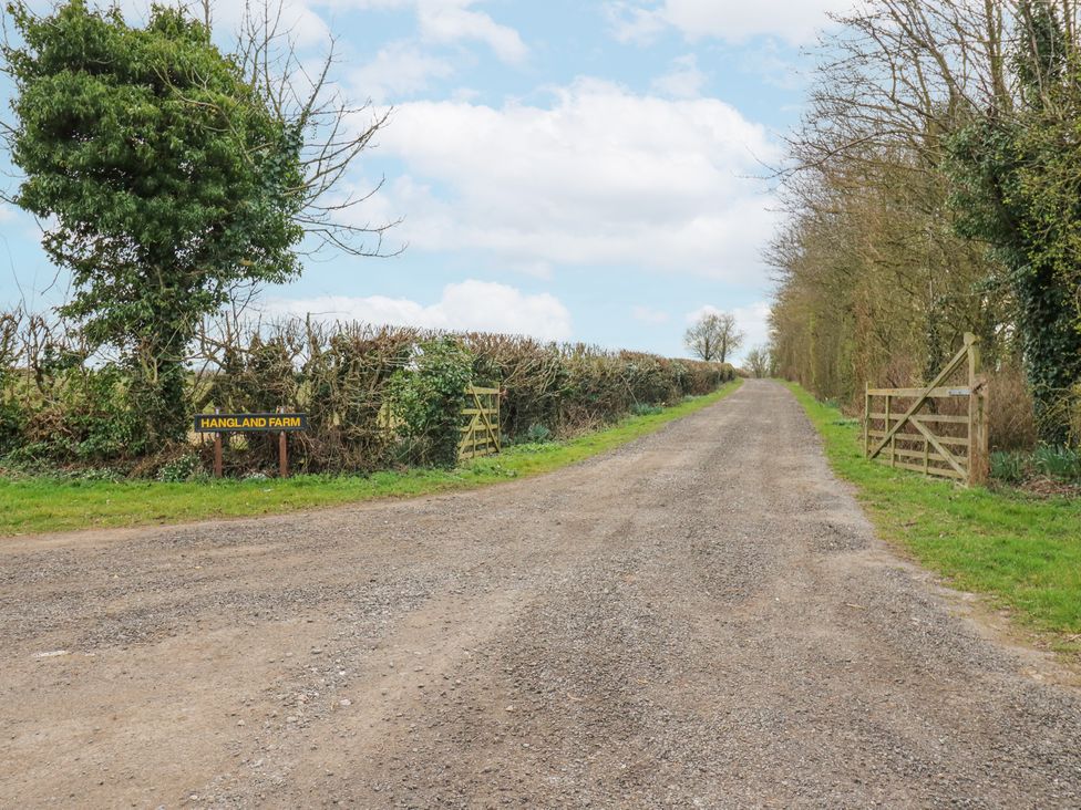 The Round House - Cotswolds - 1172414 - thumbnail photo 44