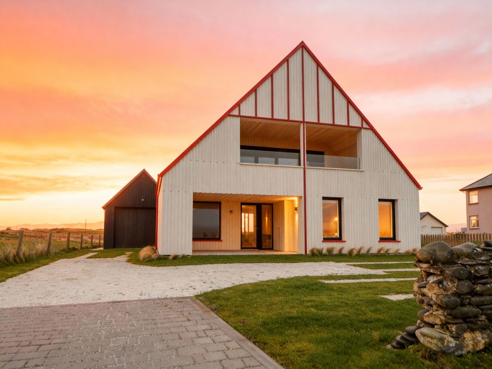 Twyn Isaf - North Wales - 1172554 - thumbnail photo 2