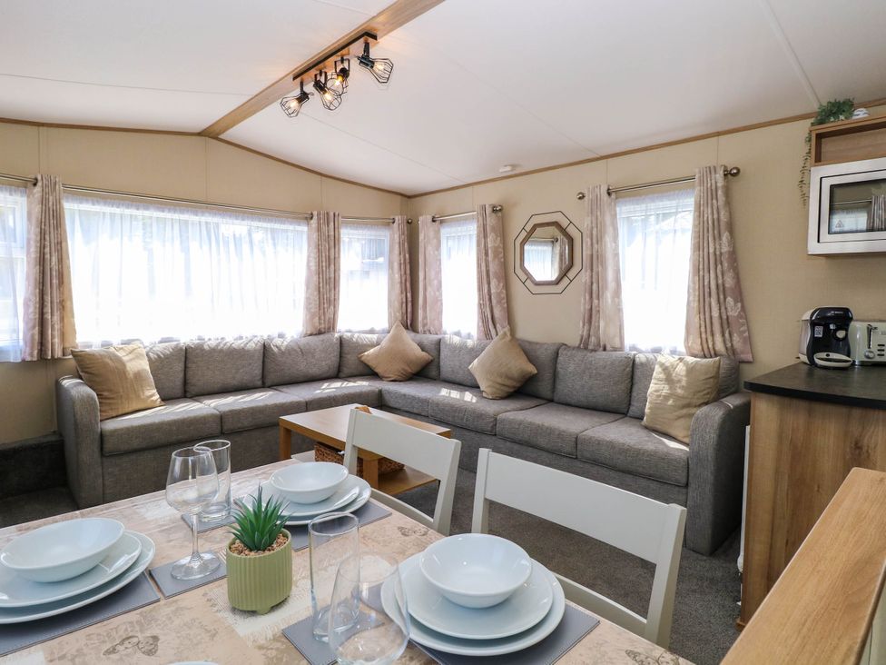 Oakley Retreat - Norfolk - 1172688 - thumbnail photo 3