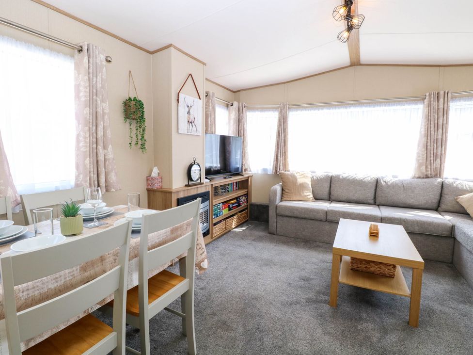 Oakley Retreat - Norfolk - 1172688 - thumbnail photo 4