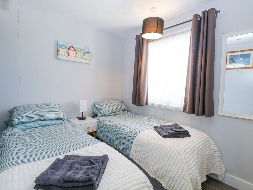 Chalet 39 - Norfolk - 1173593 - thumbnail photo 12