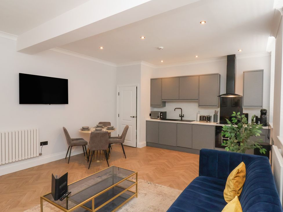 The Salisbury Apartment 206 - North Yorkshire (incl. Whitby) - 1173656 - thumbnail photo 3