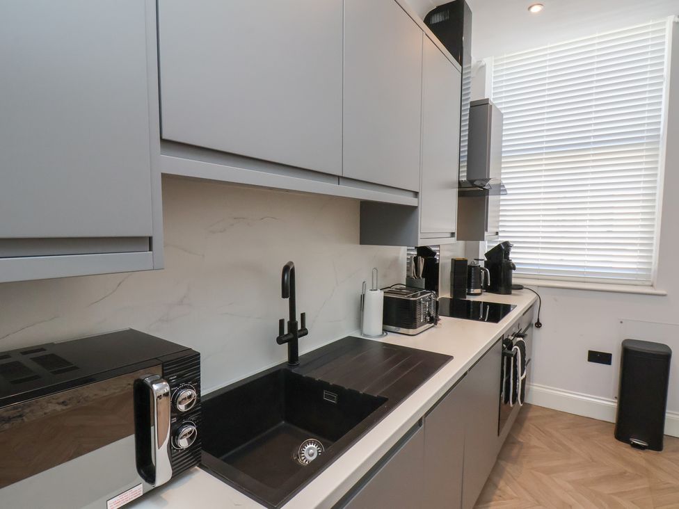 The Salisbury Apartment 206 - North Yorkshire (incl. Whitby) - 1173656 - thumbnail photo 11