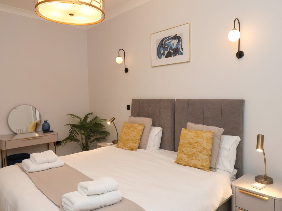 The Salisbury Apartment 301 - North Yorkshire (incl. Whitby) - 1173657 - thumbnail photo 11