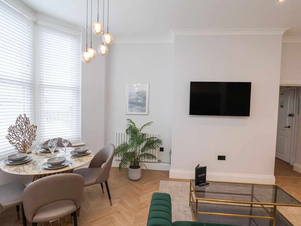 The Salisbury Apartment 302 - North Yorkshire (incl. Whitby) - 1173658 - thumbnail photo 6