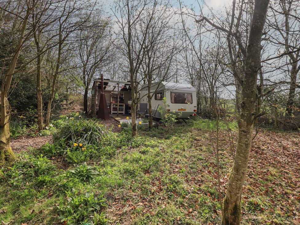 Bramble The Retro Caravan - Lake District - 1173683 - thumbnail photo 10