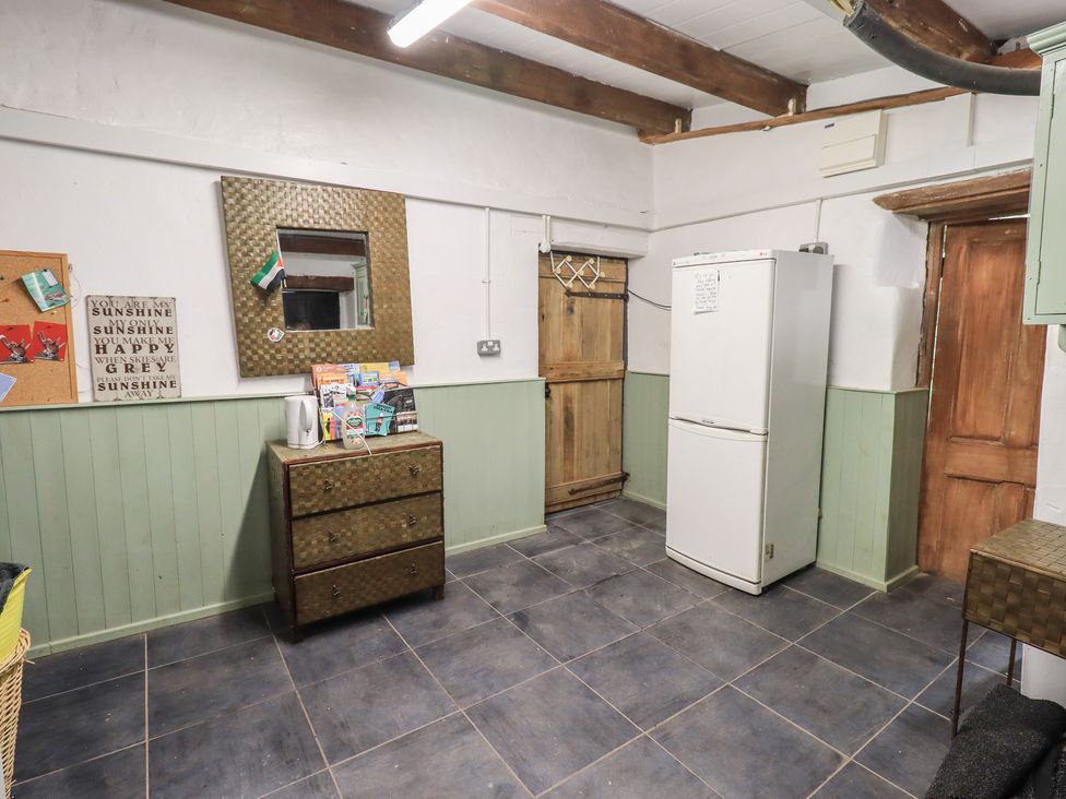 Bramble The Retro Caravan - Lake District - 1173683 - thumbnail photo 20