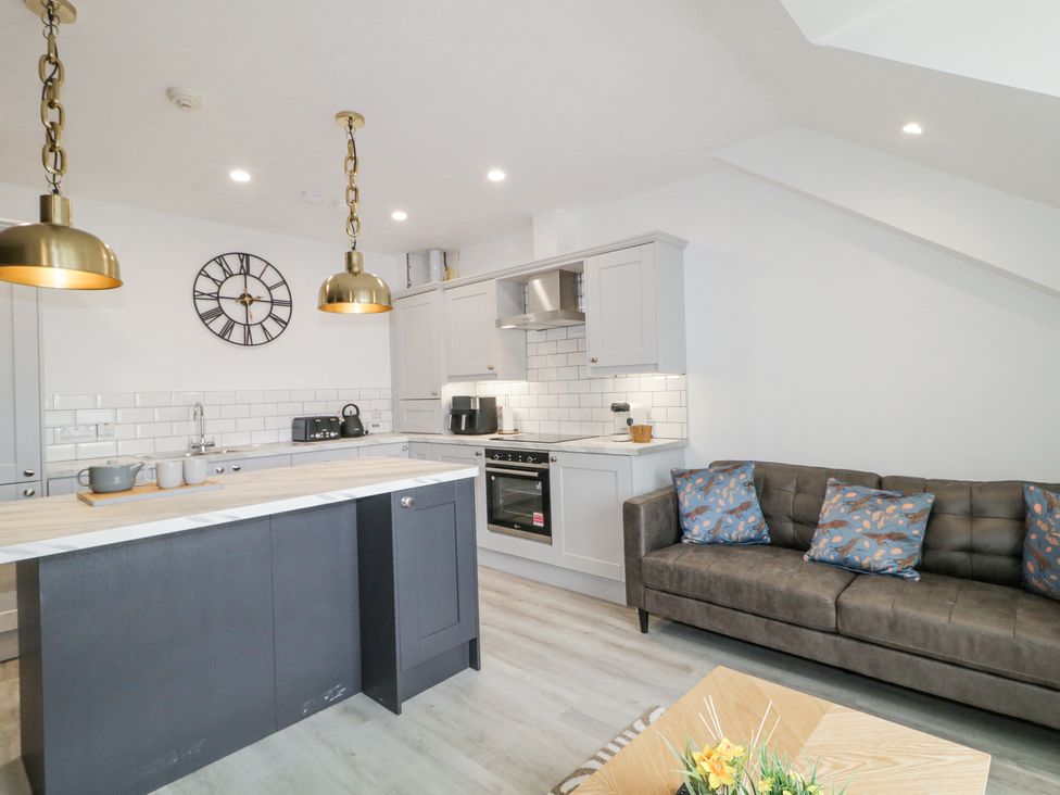 Horizon Apartments -  - 1173724 - thumbnail photo 3