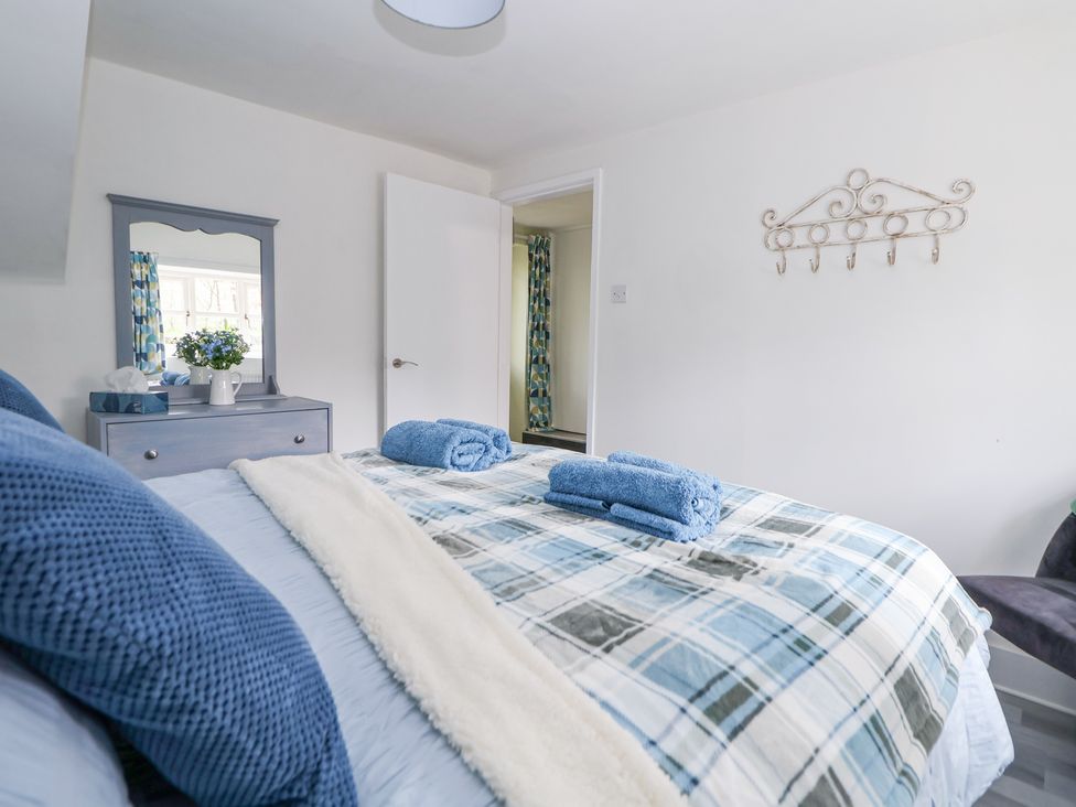 Cuddfan at Swallow Cottage - North Wales - 1173857 - thumbnail photo 14
