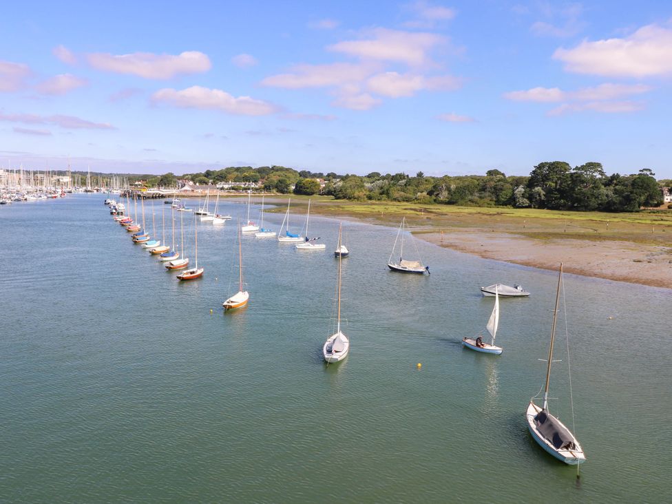 Cape 11 - Isle of Wight & Hampshire - 1173875 - thumbnail photo 19