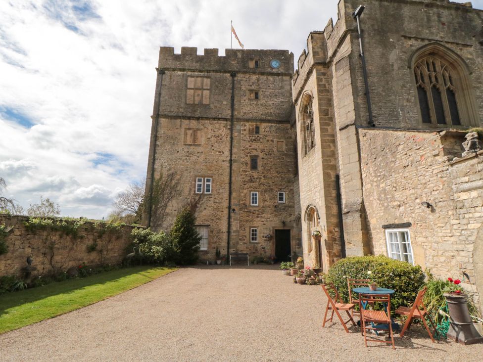Snape Castle Under Croft and Gardens - Yorkshire Dales - 1173907 - thumbnail photo 26