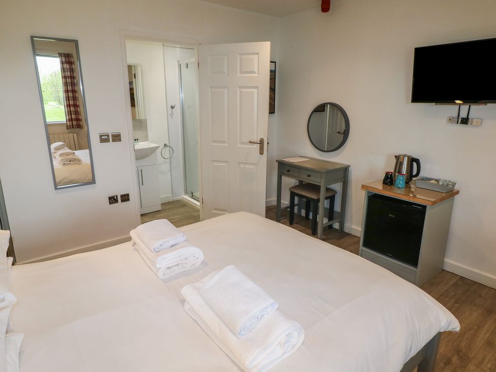Cherry - South Wales - 1173979 - thumbnail photo 6