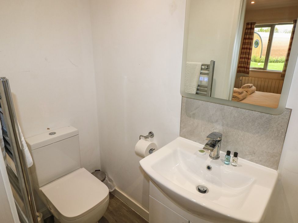 Cherry - South Wales - 1173979 - thumbnail photo 7