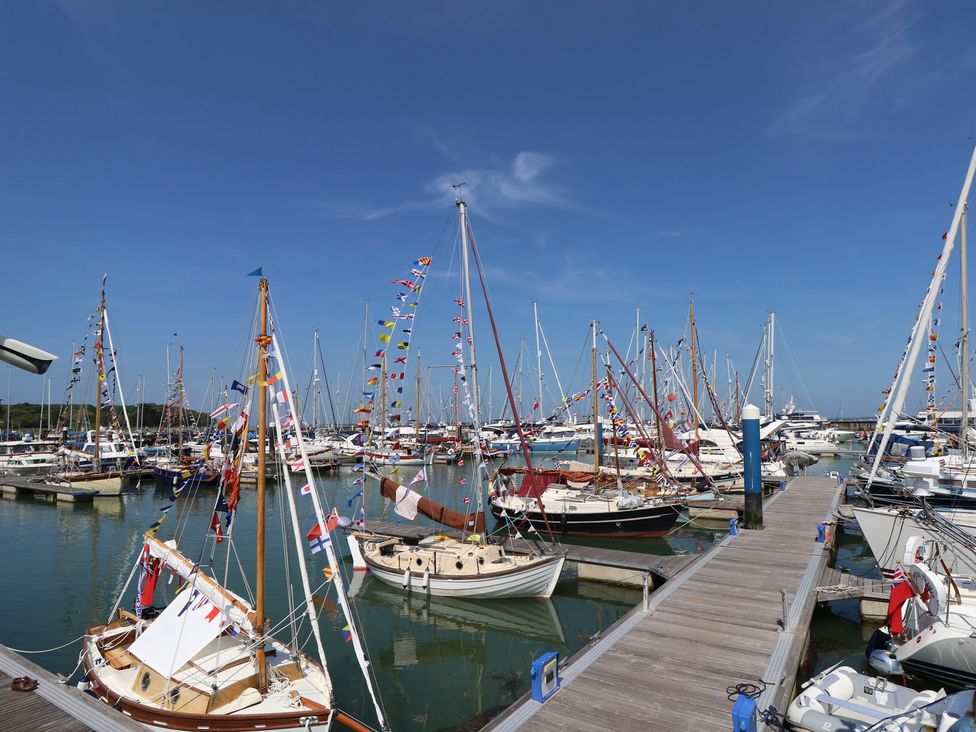 Plimoth N6 - Isle of Wight & Hampshire - 1174054 - thumbnail photo 25