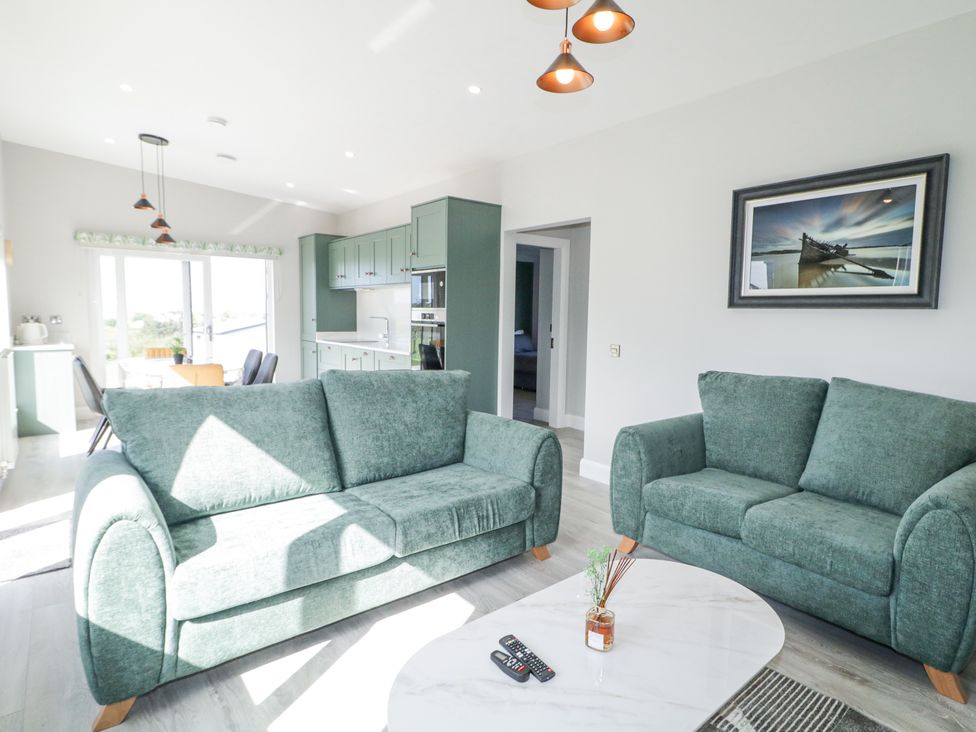Number 3 Villa - The View - County Donegal - 1174210 - thumbnail photo 6