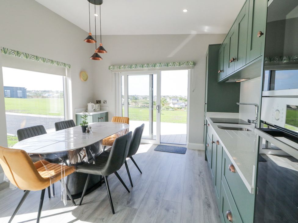 Number 3 Villa - The View - County Donegal - 1174210 - thumbnail photo 10