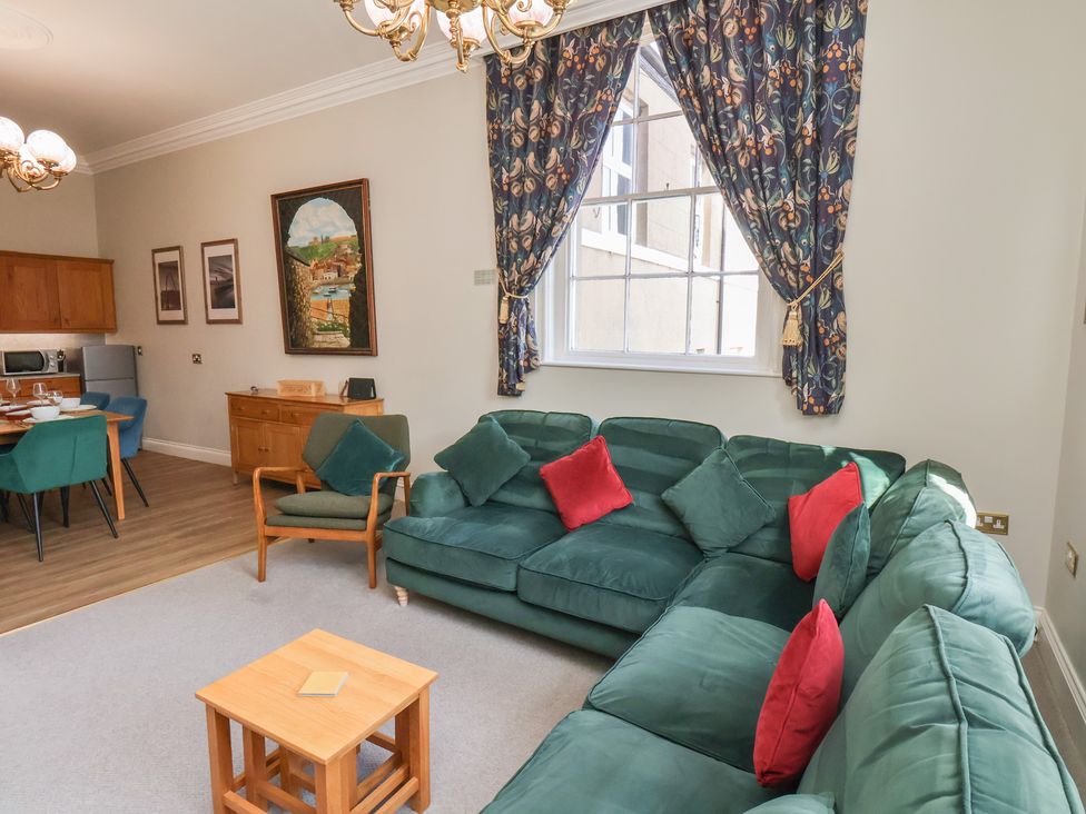 Flat 2 The Old Chapel - North Yorkshire (incl. Whitby) - 1174494 - thumbnail photo 8