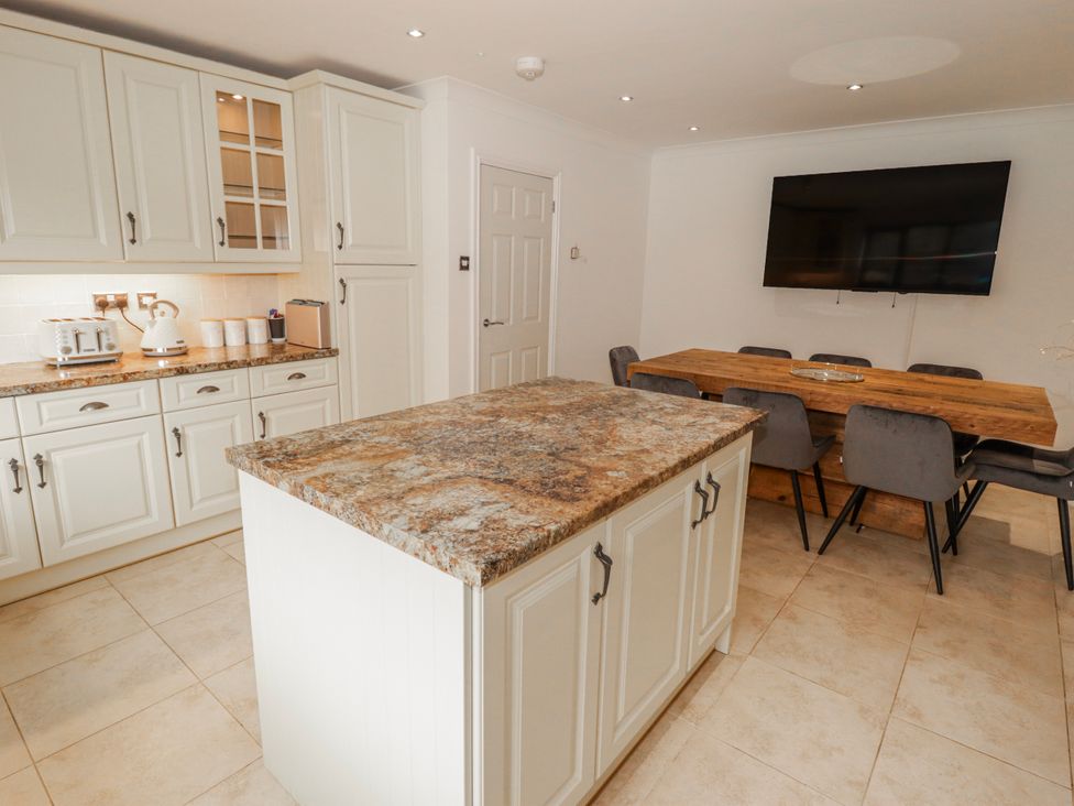 Willows Lodge at Carreg Llwyd - South Wales - 1174883 - thumbnail photo 53