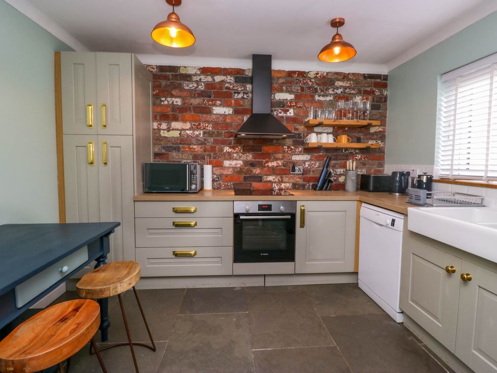 Duck Away Riverside Cottage - Lake District - 1175009 - thumbnail photo 7