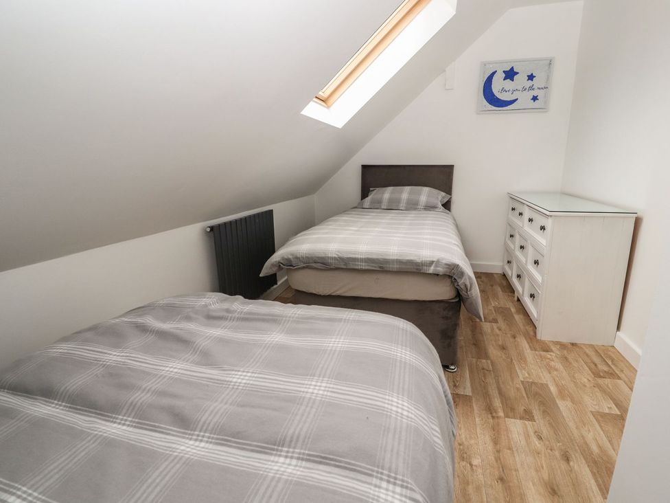 11 Seabreeze - North Wales - 1175101 - thumbnail photo 12