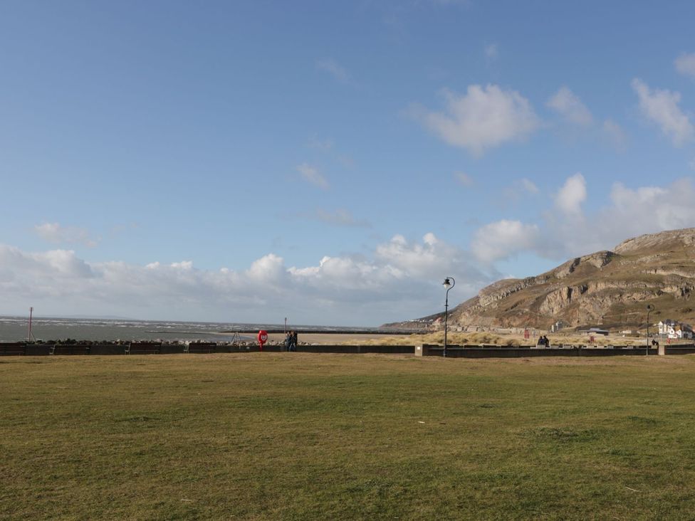 11 Seabreeze - North Wales - 1175101 - thumbnail photo 22