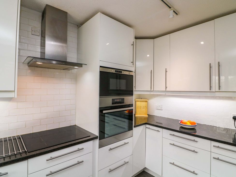 A kitchen with a cooking range and oven at Surf View in Hope Cove