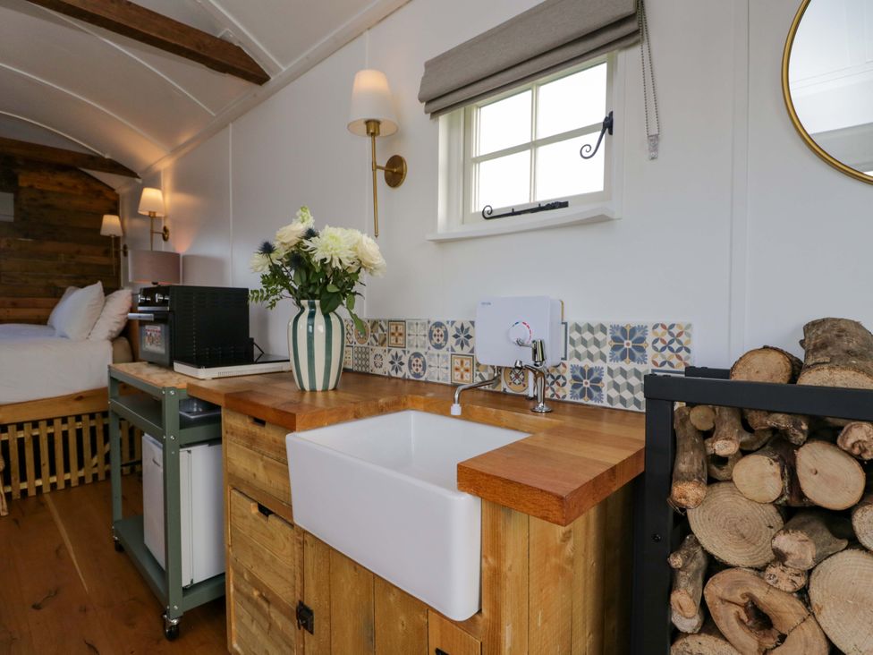 Wiltshire Weavers Hut - Somerset & Wiltshire - 1175447 - thumbnail photo 10