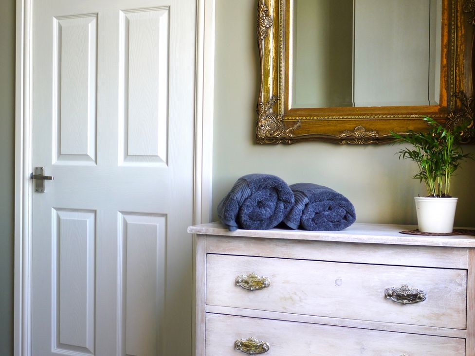 The Penthouse at 31A - Cotswolds - 1175469 - thumbnail photo 15