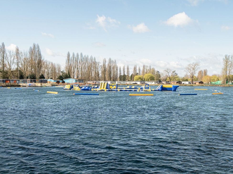 Tranquil Waters - Billing Aquadrome -  - 1175916 - thumbnail photo 71