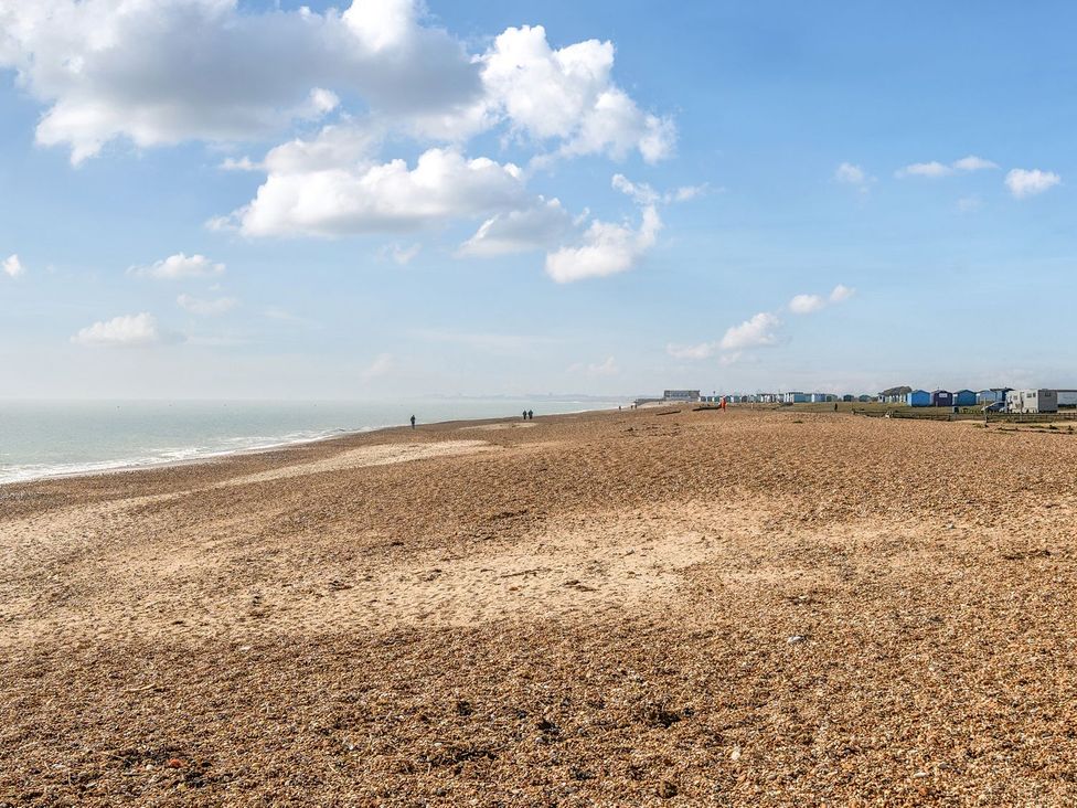 Dune Delight - Hayling Island - Hampshire - 1175939 - thumbnail photo 52